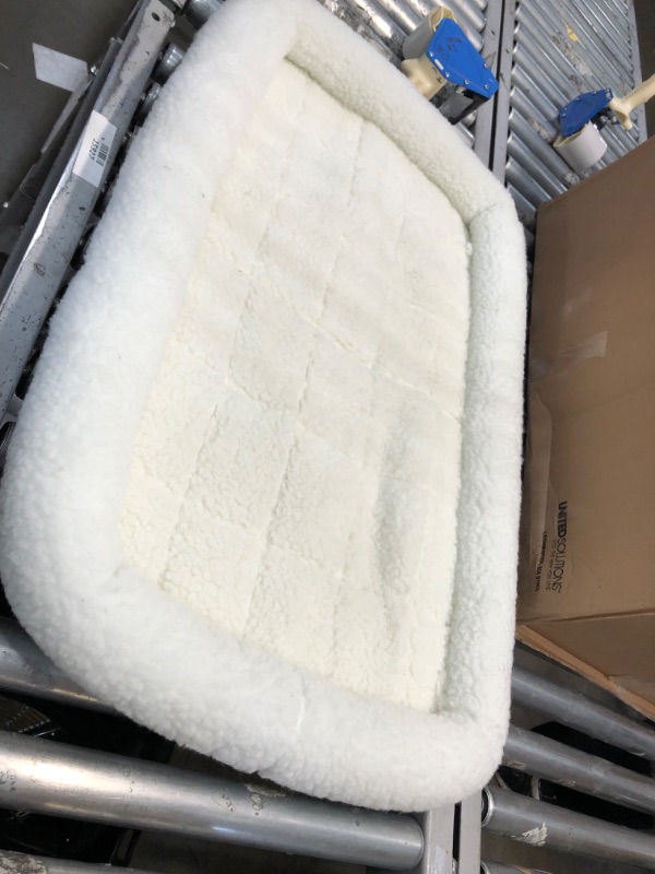 Photo 2 of **used**
MidWest Bolster Pet Bed | Dog Beds Ideal for Metal Dog Crates | Machine Wash & Dry White Fleece 36-Inch