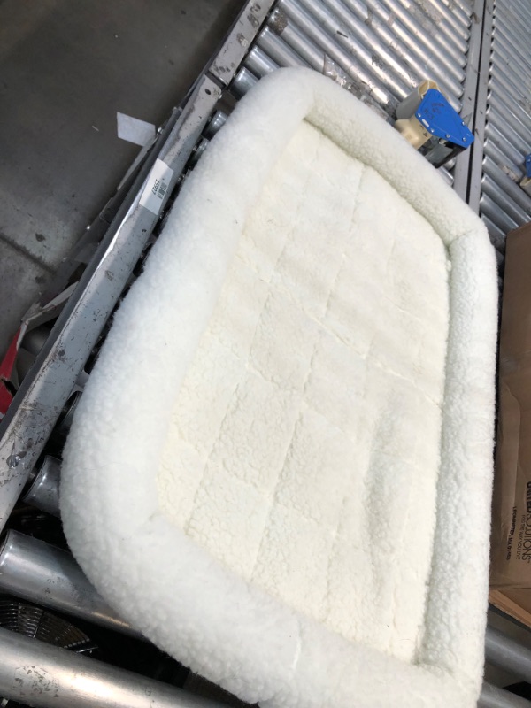 Photo 5 of **used**
MidWest Bolster Pet Bed | Dog Beds Ideal for Metal Dog Crates | Machine Wash & Dry White Fleece 36-Inch