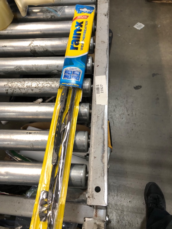 Photo 1 of 22 in. Weatherbeater Wiper Blade