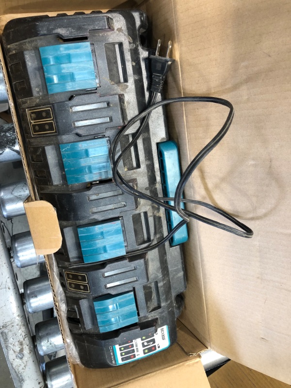 Photo 2 of **used**
8V DC18SF 4-Port Fast Charger with Dual USB Port Compatible with Makita 14.4V 18V LXT Li-ion Battery BL1840 BL1850 BL1860 BL1890, Replacement for Makita 18 Volt Battery Charger DC18RC DC18RD