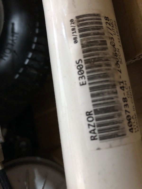 Photo 1 of **USED**
Razor 13113614 E300 Electric Scooter Seated Ride (E300s) White/Blue