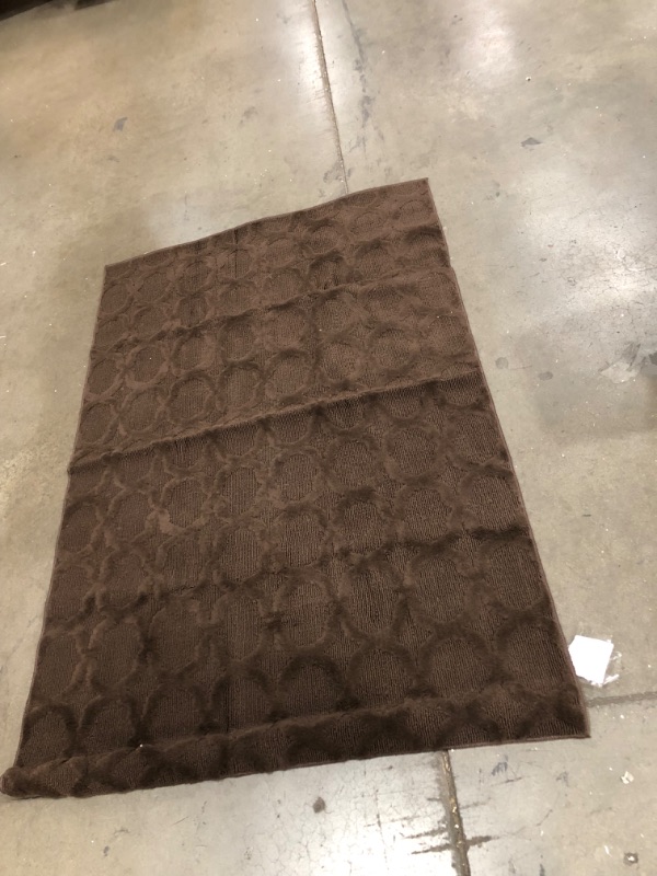 Photo 5 of **WRINKLED**
4 X 6 DARK BROWN BATHROOM CARPUT RUG 