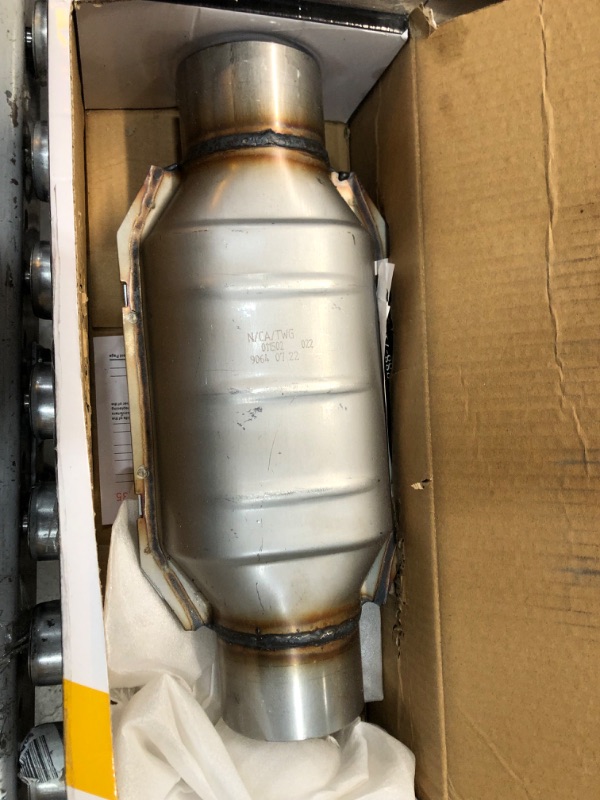 Photo 2 of AUTOSAVER88 3" Inlet/Outlet Universal Catalytic Converter w/Heat Shield (EPA Compliant)