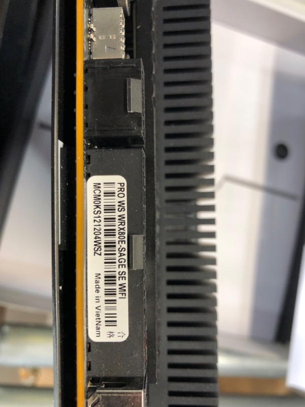 Photo 4 of ASUS Pro WS WRX80E-SAGE SE WIFI AMD Threadripper Pro EATX workstation motherboard (PCIe 4.0, ASMB9-iKVM, 2x10Gb LAN, 7xPCIe 4.0 X16 slots, 3xM.2,2xU.2 ports, 11 USB 3.2 Gen 2 ports,8-channel DDR4 ECC)
