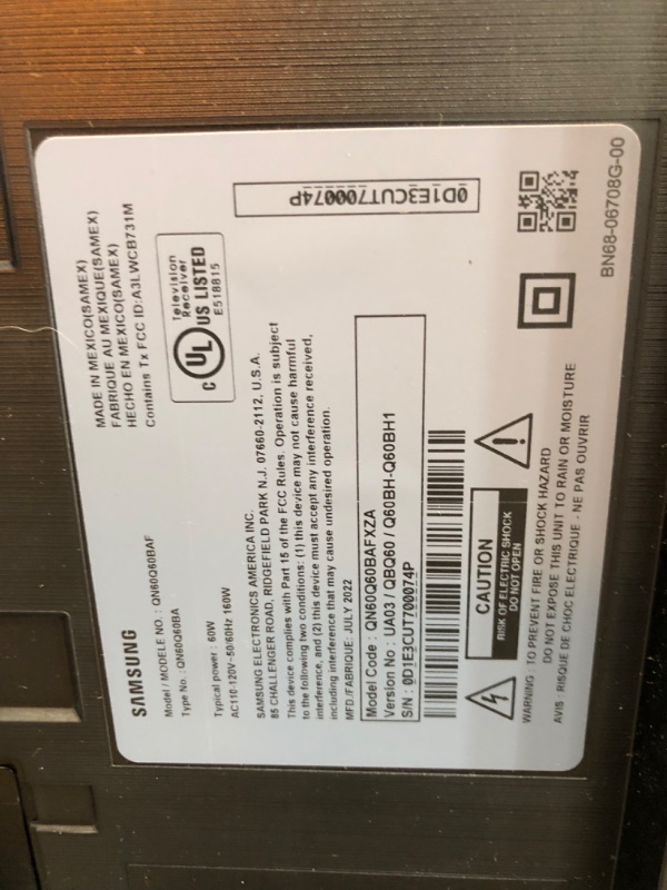 Photo 1 of SAMSUNG 60-Inch Class QLED Q60B Series - 4K UHD Dual LED Quantum HDR Smart TV with Xbox Game Pass and Alexa Built-in (QN60Q60BAFXZA, 2022 Model)
