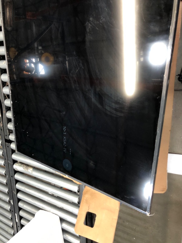 Photo 3 of PARTS ONLY SCREEN FLASHES ON THEN TURNS OFF AFTER A FEW SECONDS

SAMSUNG 65-Inch Class Neo QLED 8K QN800B Series Mini LED Quantum HDR 32x, Dolby Atmos, Object Tracking Sound+, Ultra Viewing Angle, Smart TV with Alexa Built-In (QN65QN800BFXZA, 2022 Model) 