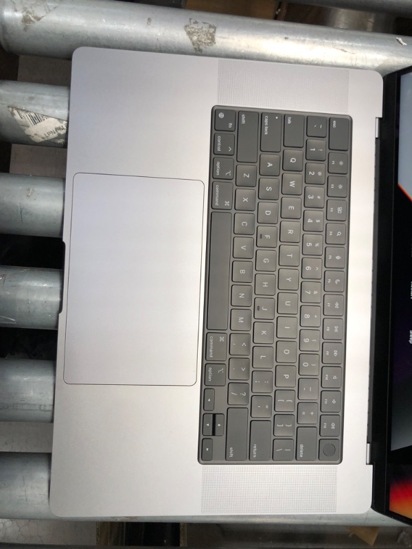 Photo 2 of Apple 2021 MacBook Pro (16-inch, M1 Max chip with 10?core CPU and 32?core GPU, 32GB RAM, 1TB SSD) - Space Gray
