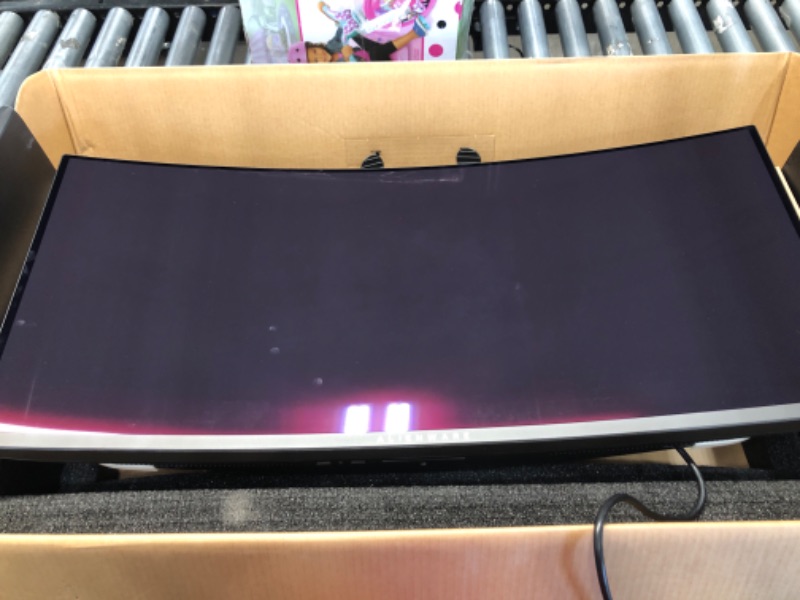 Photo 2 of Alienware 34 Inch Curved PC Gaming Monitor, 3440 x 1440p Resolution, Quantum Dot OLED 175Hz, 1800R Curvature, True 1ms GTG, 1,000,000:1 Contrast Ratio, 1.07 Billion Colors, AW3423DW - Lunar Light 34.18 Inches AW3423DW