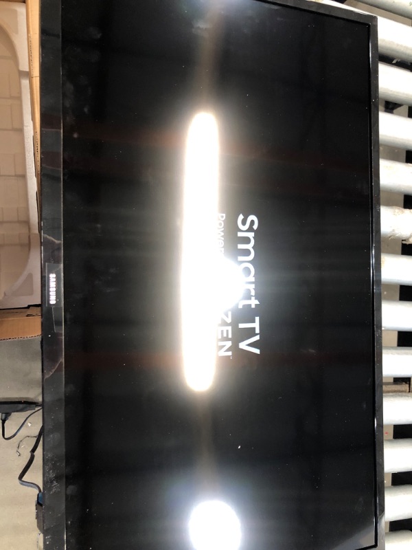 Photo 3 of SAMSUNG 32-inch Class LED Smart FHD TV 1080P (UN32N5300AFXZA, 2018 Model)