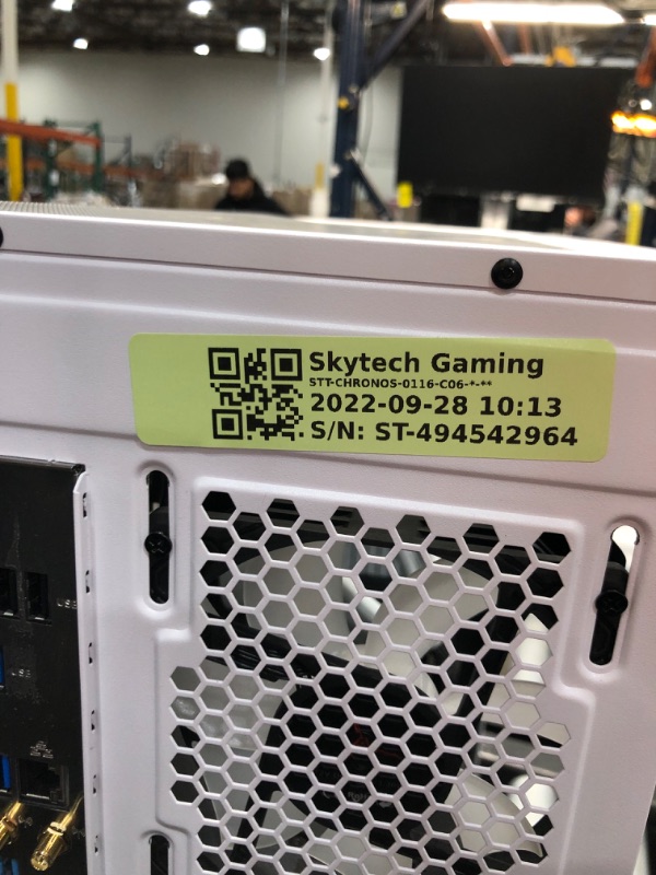 Photo 8 of UNABLE TO RESET
Skytech Chronos Gaming PC Desktop - AMD Ryzen 7 3700X 3.6GHz, RTX 3070 8GB, 16GB DDR4 3200, 1TB NVME, 650W Gold PSU, Windows 10 Home 64-bit 3700X | 3070 Desktop, 