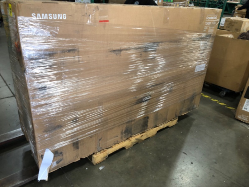 Photo 3 of PALLET OF DAMAGED TVS, NO REFUNDS OR RETURNS 