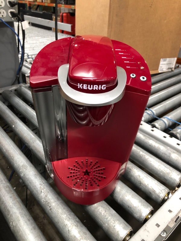 Photo 2 of Keurig , 119435, K50 Coffee Maker Red