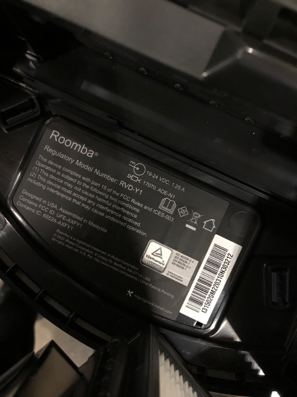 Photo 5 of iRobot Roomba i3 EVO (3150) Wi-Fi Connected Robot Vacuum - 3150

