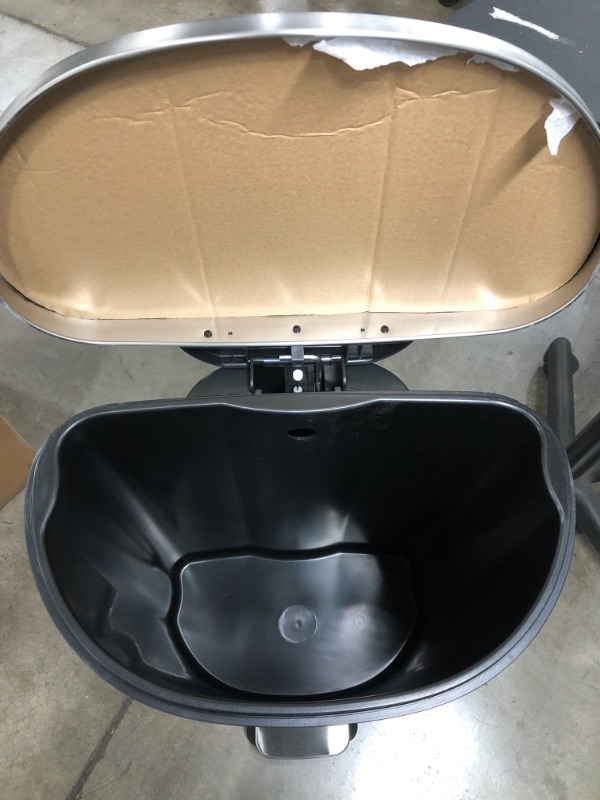 Photo 4 of ***MINOR DAMAGE***QUALIAZERO 50L/13Gal Heavy Duty Hands-Free Stainless Steel Commercial/Kitchen Step Trash Can, Fingerprint-Resistant Soft Close Lid Trashcan, 50L / 13 GAL