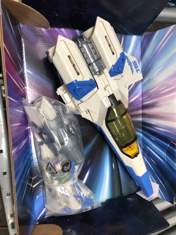 Photo 2 of Disney and Pixar Lightyear Toys, XL-15 Spaceship Vehicle with Buzz Lightyear Action Figure and Projectiles, Blast and Battle Pack???? Frustration Free Packaging