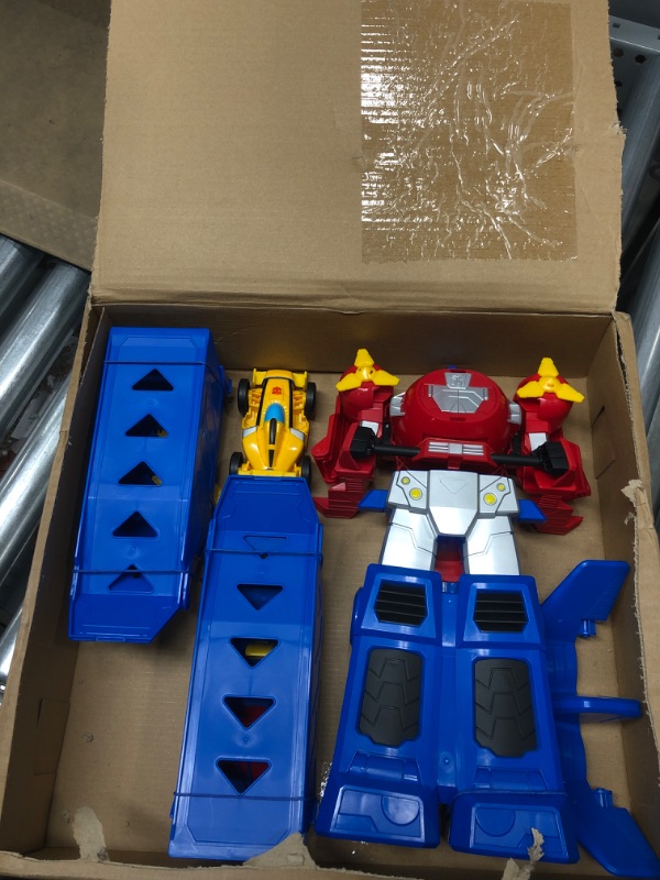 Photo 2 of Transformers Optimus Prime Jumbo Jet Wing Racer Playset with 4.5-inch Bumblebee Racecar Action Figure Converting Toys, Ages 3 and Up, 15-inch