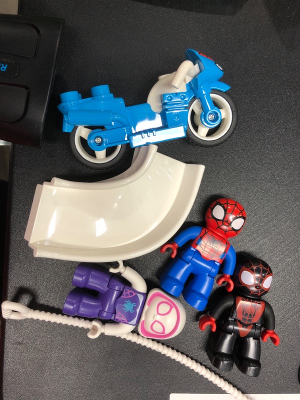 Photo 1 of LEGO Duplo Spider-Man Headquarters Set
