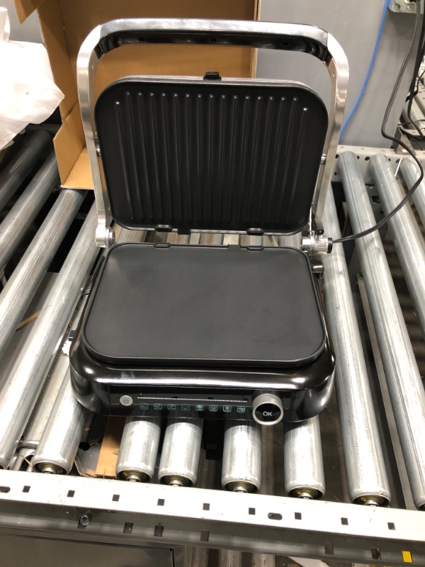 Photo 4 of ***TESTED POWERS ON*** Gevi Electric Griddle, 7-in-1 Electric Grill Air Fryer Combo, 2 Nonstick Plates, Stainless Steel Electric Griddle with Temperature Control, Silver