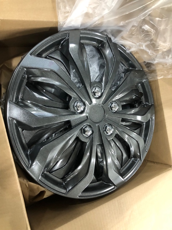 Photo 1 of Pilot Automotive WH555-16GM-B Fit Spyder Wheel Cover, 16-Inch, Spyder/Gunmetal Grey, 4 Hub Caps (Set of 1) Spyder/Gunmetal Grey 16-inch