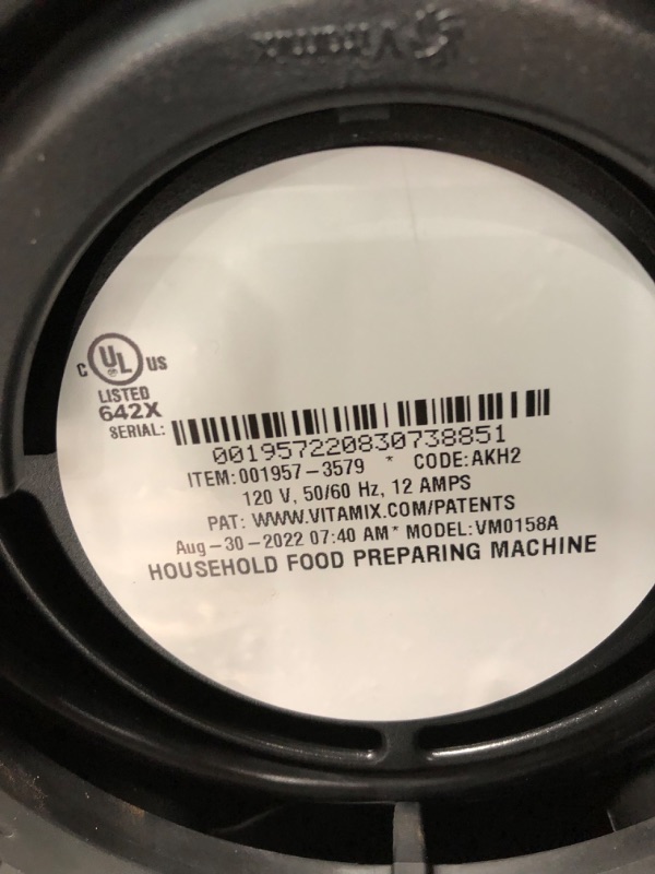 Photo 3 of Vitamix Professional Series 750 Blender, Professional-Grade, 64 oz. Low-Profile Container, Black, Self-Cleaning - 1957 Black Blender