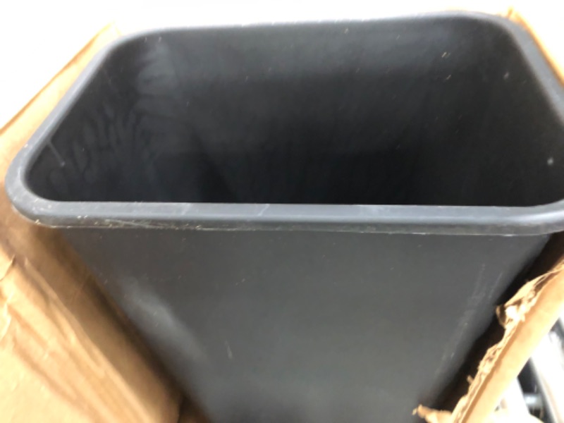 Photo 2 of AmazonCommercial 10 Gallon Commercial Office Wastebasket, Black, 1-Pack BLACK 10 GALLON 1 pack