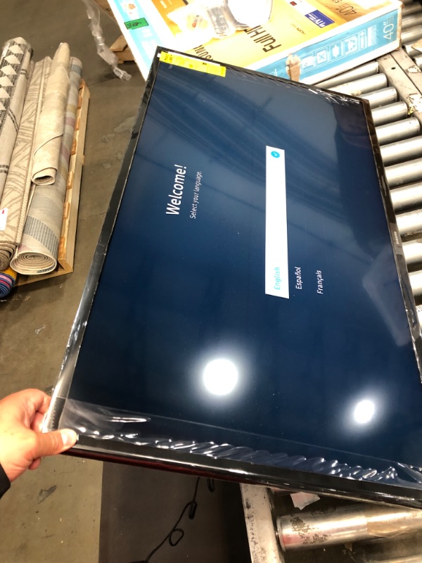 Photo 3 of SAMSUNG 40-inch Class LED Smart FHD TV 1080P (UN40N5200AFXZA, 2019 Model)
