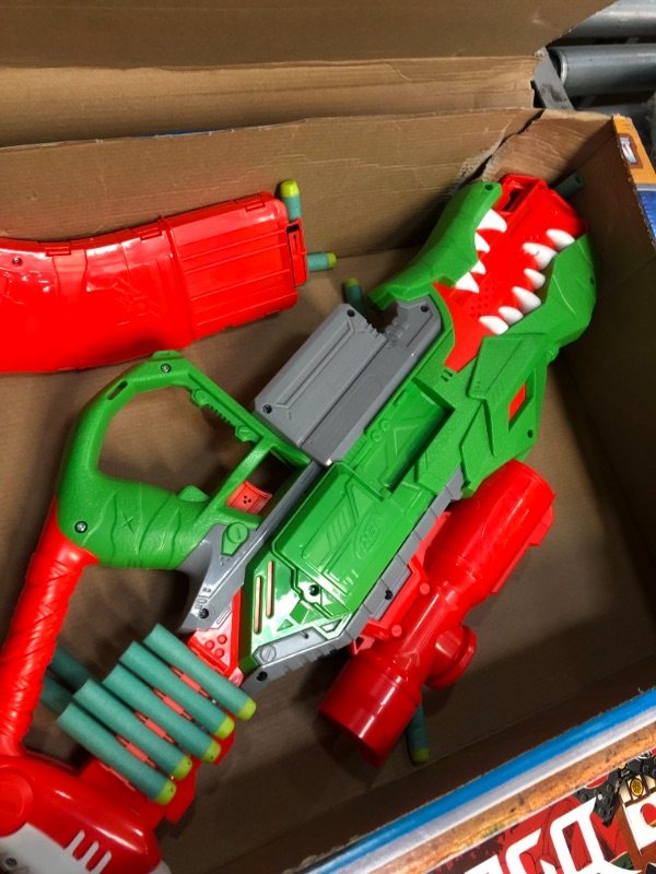 Photo 2 of **used item***
NERF DinoSquad Rex-Rampage Motorized Dart Blaster, 10-Dart Clip, 20 Official Darts, 10-Dart Storage- T-Rex Dinosaur Design Frustration-Free Packaging