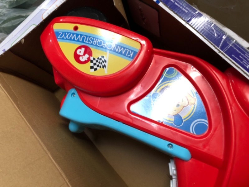 Photo 4 of *used**
Fisher-Price Laugh & Learn Smart Stages Scooter, musical ride-on toy with Smart Stages learning content for toddlers ages 1 to 3 years Standard