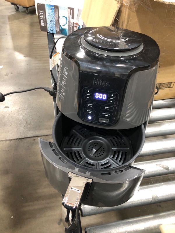 Photo 4 of ***PARTS ONLY*** Ninja 4qt Air Fryer - Black AF101

