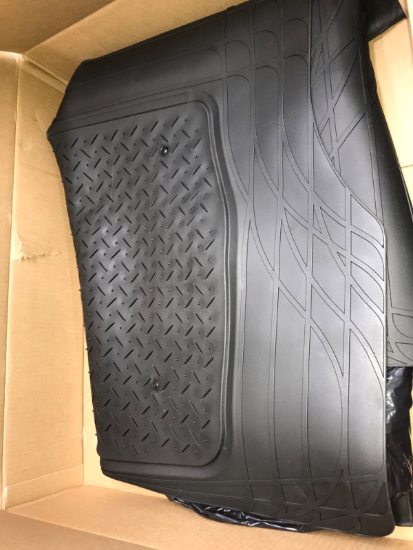 Photo 2 of *UNKNOWN CAR BRAND ITEM* 3 piece Motortrend black rubber mats