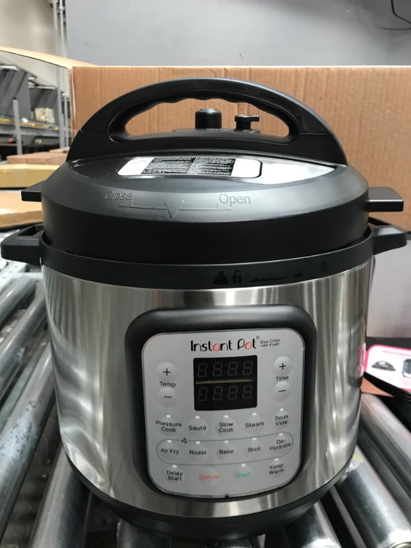 Photo 4 of **PARTS ONLY**
Instant Pot 8 qt 11-in-1 Air Fryer Duo Crisp + Electric Pressure Cooker