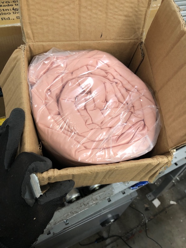 Photo 2 of Madison Park Windom Down Alternative Blanket, Premium 3M Scotchgard Stain Release Treatment, All Season Lightweight and Soft Cover For Bed, Satin Trim, Blush King - Blanket