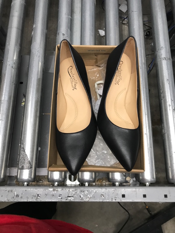 Photo 1 of City Classified Comfort Women's Medium Heel Shoes 10 Black Faux Leather