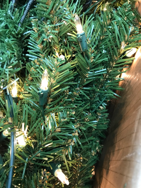 Photo 2 of ** TESTED*** LIGHTS UP*** National Tree Company Pre-Lit Artificial Full Christmas Tree, Green, Dunhill Fir, White Lights, Includes Stand, 6.5 Feet