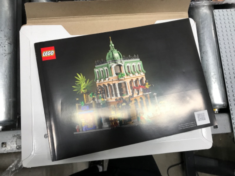 Photo 3 of *Minor Damage to Box* LEGO Icons Boutique Hotel 10297 Building Set for Adults (3066 Pieces) Frustration-Free Packaging