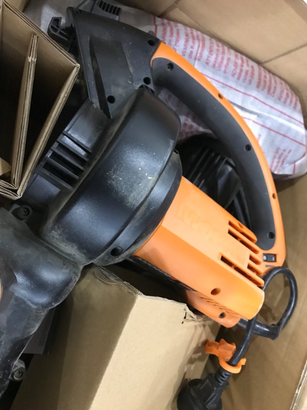 Photo 6 of **used**
WORX WG509 12 Amp TRIVAC 3-in-1 Electric Leaf Blower with All Metal Mulching System w/ Debris Collection Bag Blower