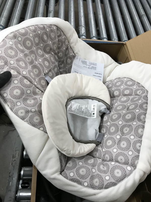 Photo 1 of Graco Simple Sway Abbington Baby Swing