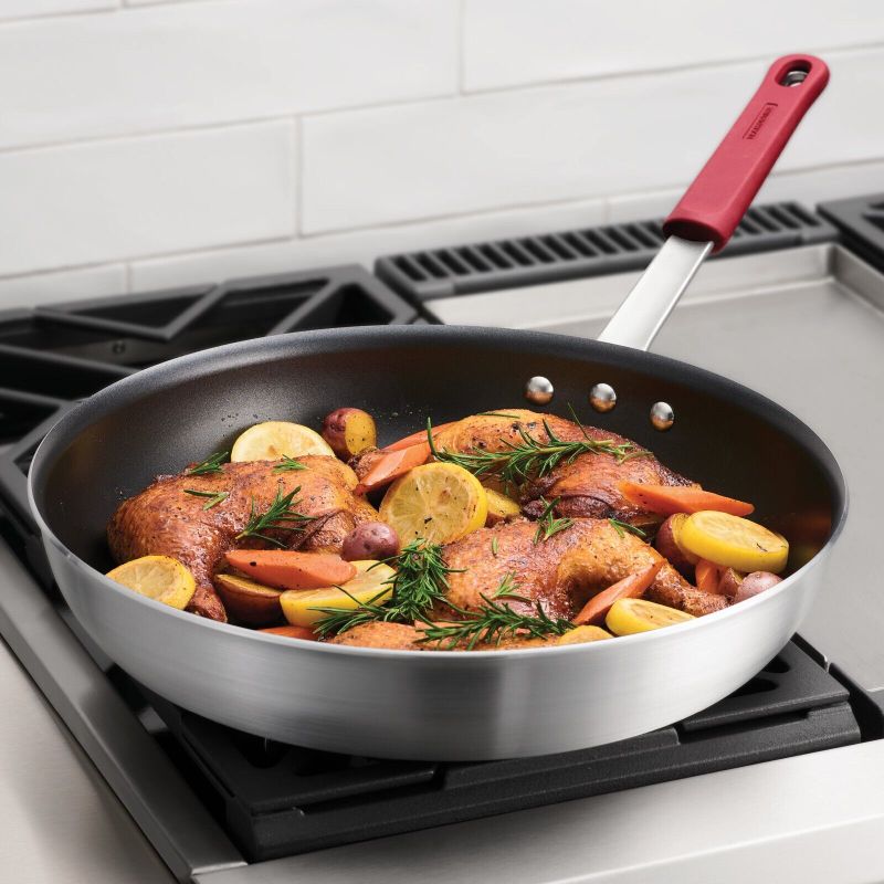 Photo 1 of Tramontina 80114/537DS Professional Aluminum Nonstick Restaurant Fry Pan 14".
