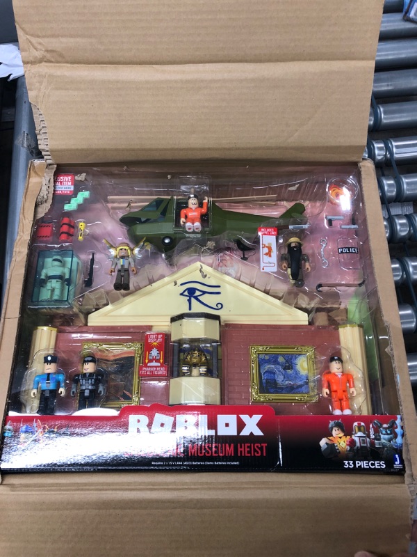 Photo 2 of Roblox Action Collection - Jailbreak: Museum Heist Playset [Includes Exclusive Virtual Item] & Action Collection - Legends of Roblox Six Figure Pack Museum Heist + Legends of Roblox