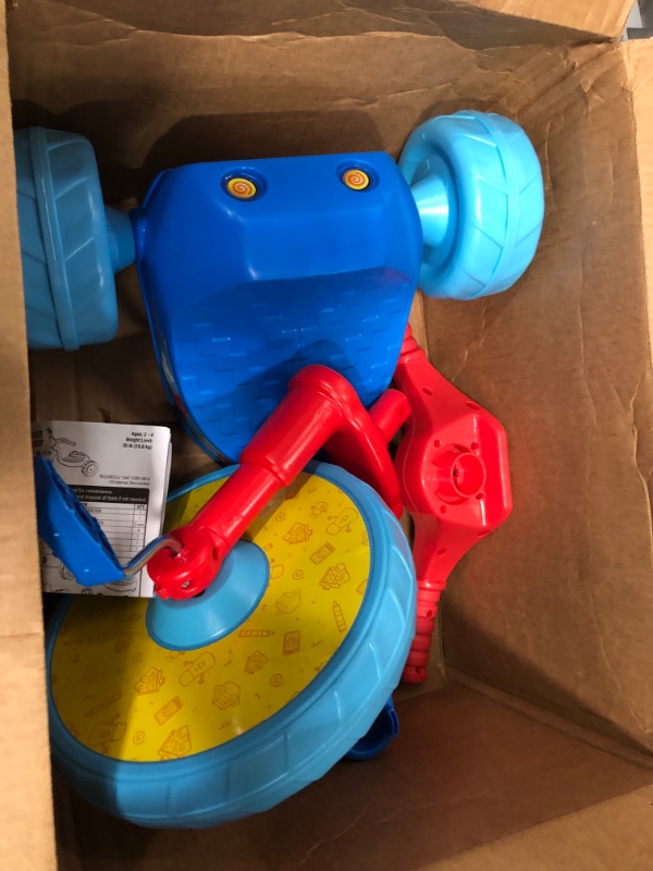 Photo 3 of **used**
Blue's Clues & You Ride-On 10" Fly Wheels Junior Cruiser Tricycle with Sounds - Toddler Bike Trike, Ages 18-36M, for Kids 33”-35” Tall - 35 lbs. Weight Limit