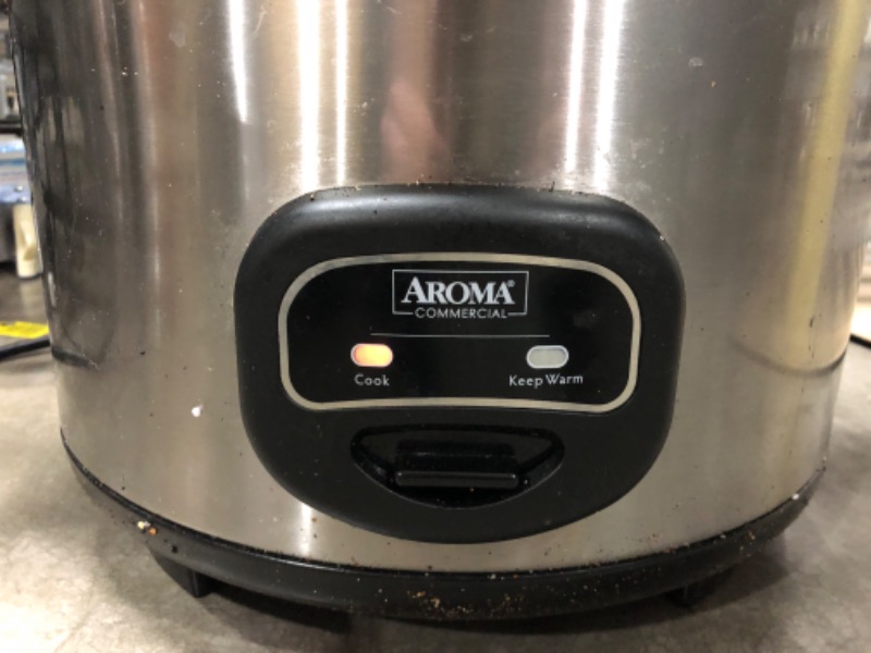 Photo 7 of ****MAJOR DAMAGE/TESTED***Aroma Housewares 60-Cup (Cooked) (30-Cup UNCOOKED) Commercial Rice Cooker, Stainless Steel Exterior (ARC-1130S)