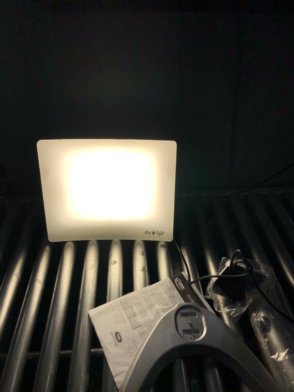 Photo 2 of ***TESTED WORKING*** Carex Day-Light Classic Plus Bright Light Therapy Lamp - 10,000 LUX At 12 Inches - LED Sun Lamp Mood Light and Sunlight Lamp