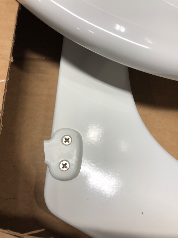 Photo 3 of ***MAJOR DAMAGE/SEE PHOTOS***MAYFAIR 843SLOW 000 Lannon Toilet Seat will Slow Close and Never Loosen, ROUND, Durable Enameled Wood, White White 1 Pack Round Toilet Seat