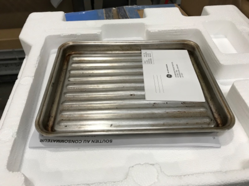 Photo 3 of (USED) GE Convection Toaster Oven | Stainless Steel