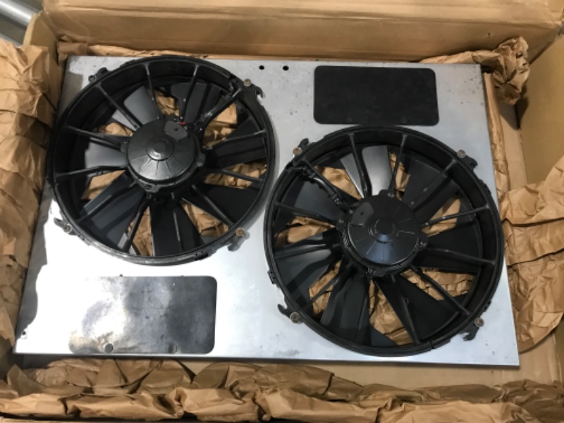 Photo 2 of Derale Performance 16927 Gray/Black High Output Dual Radiator Fan