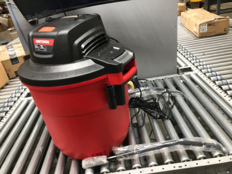 Photo 1 of CRAFTSMAN CMXEVBE17656 20 Gallon 6.5 Peak HP Wet/Dry Vac with Cart, Heavy-Duty Shop Vacuum with Attachments 20 Gallon 6.5 Peak HP w/Cart