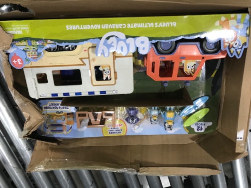 Photo 2 of Bluey Ultimate Caravan Adventures - Caravan Playset and Three 2.5-3" Figures & 4WD Family Vehicle with 2 Surfboards