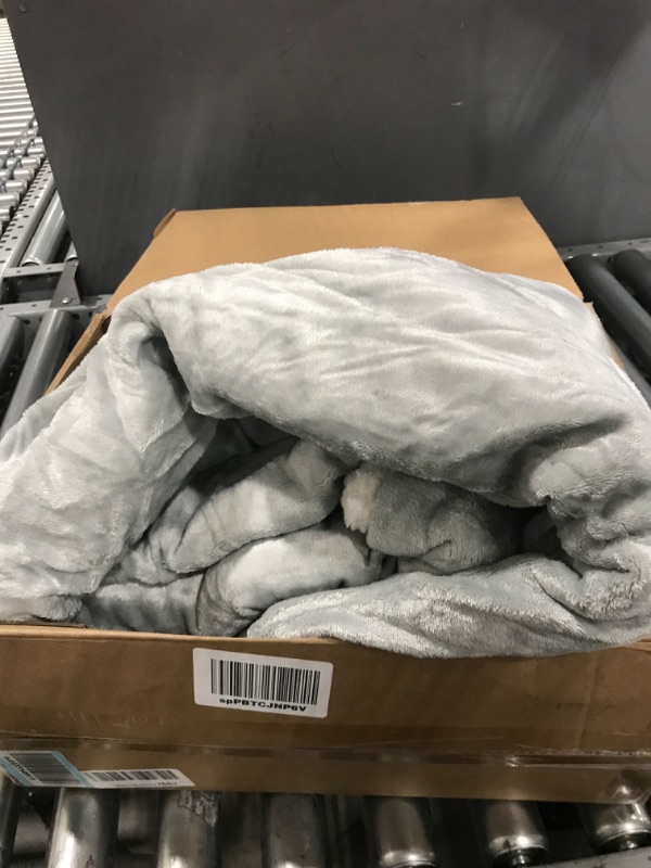 Photo 2 of Amazon Basics Ultra-Soft Micromink Sherpa Blanket - Full or Queen, Grey Full/Queen Grey