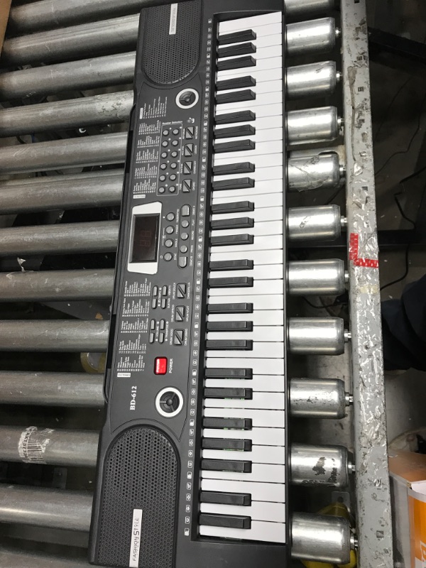 Photo 2 of Belens 61 Keys Electronic Digital piano, portable Keyboard piano with built-in speaker and microphone, Sheet Stand and Power Supply,keyboard piano teaching...

