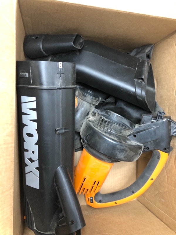 Photo 3 of WORX WG509 12 Amp TRIVAC 3-in-1 Electric Leaf Blower 